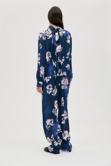 Stine Goya Elasticated Long Pants Pants Blush Roses On Indigo
